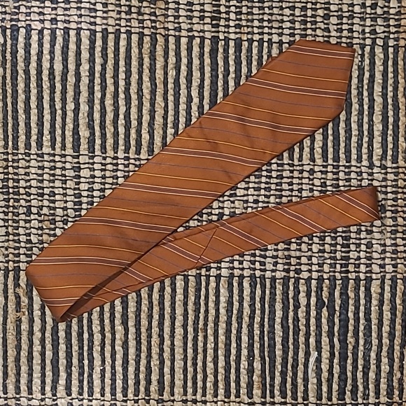 LANVIN STRIPE NECK TIE - Picture 6 of 6